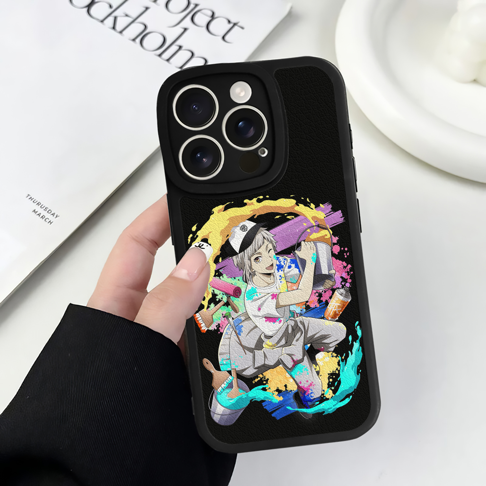 （画像用） 文豪ストレイドッグス Bungo Stray Dogs 【iPhone 16シリーズ対応】シリコンスマホケース（レザー調） 材質：シリコン